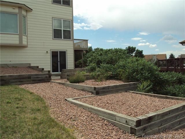 8445 Sutterfield Dr, Colorado Springs, CO 80920