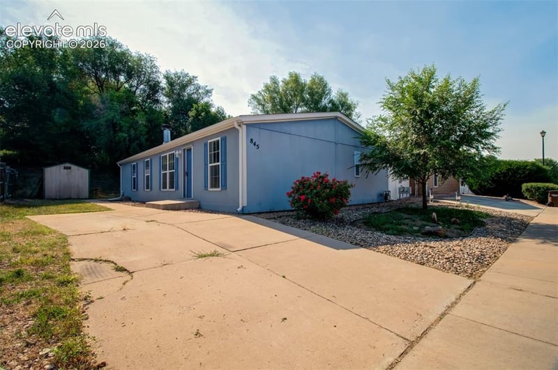 845 Desert Cir, Fountain, CO 80817