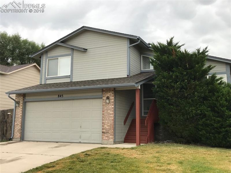 845 Stargate Dr, Colorado Springs, CO 80911