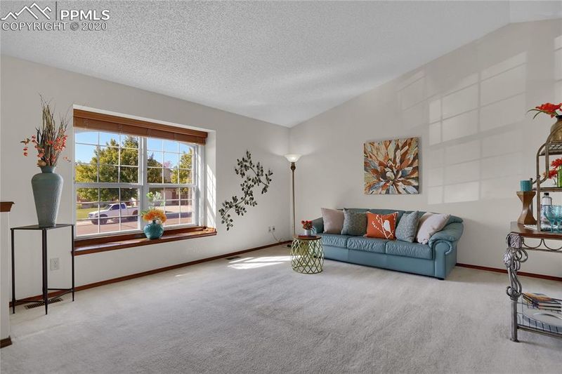 8455 Blue Sky Dr, Colorado Springs, CO 80920