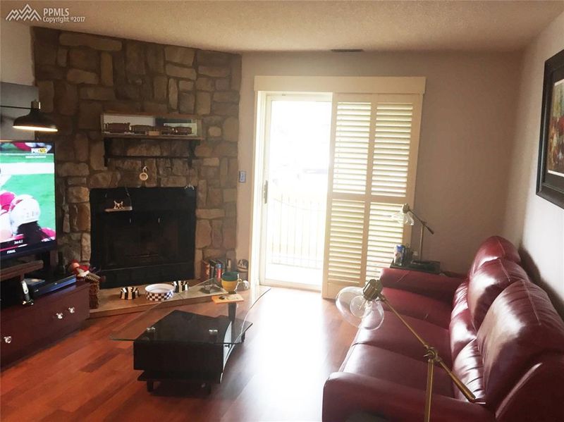 846 Tenderfoot Hill Rd #103, Colorado Springs, CO 80906