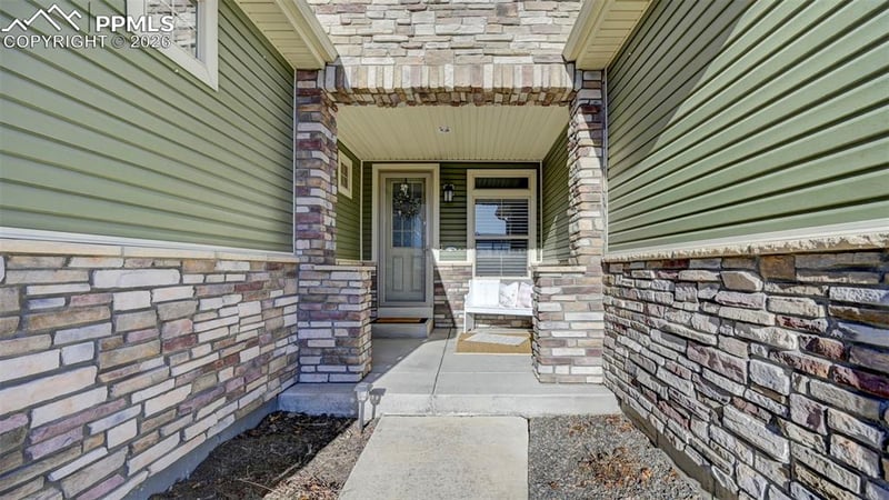 8464 Boulder Banks Ct, Colorado Springs, CO 80927