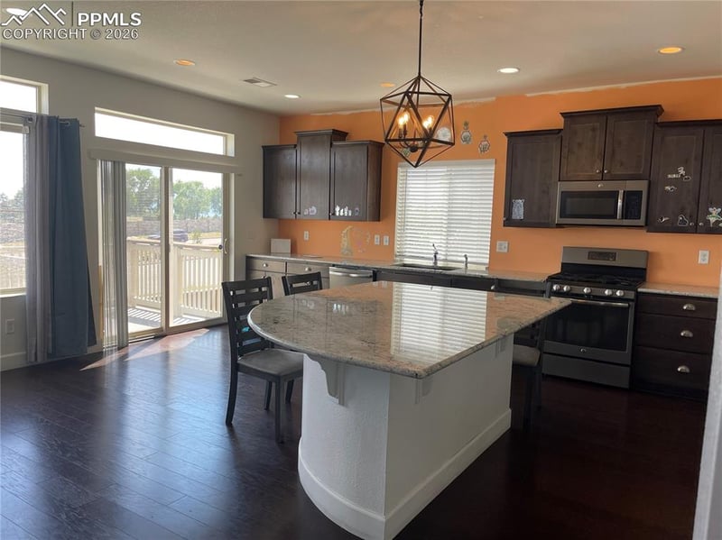 8465 Longleaf Ln, Colorado Springs, CO 80927