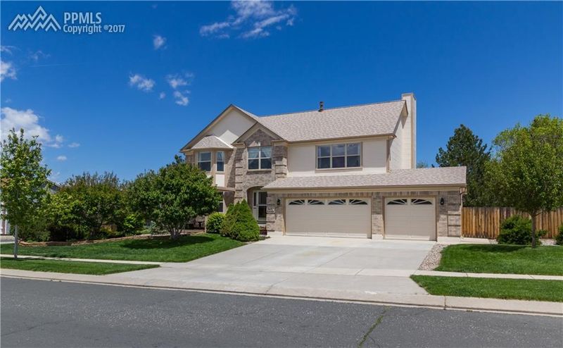 8480 Sutterfield Dr, Colorado Springs, CO 80920