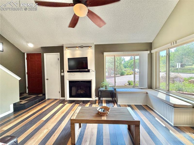 85 Crystal Park Rd #B, Manitou Springs, CO 80829
