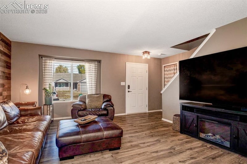 850 Barn Owl Dr, Fountain, CO 80817