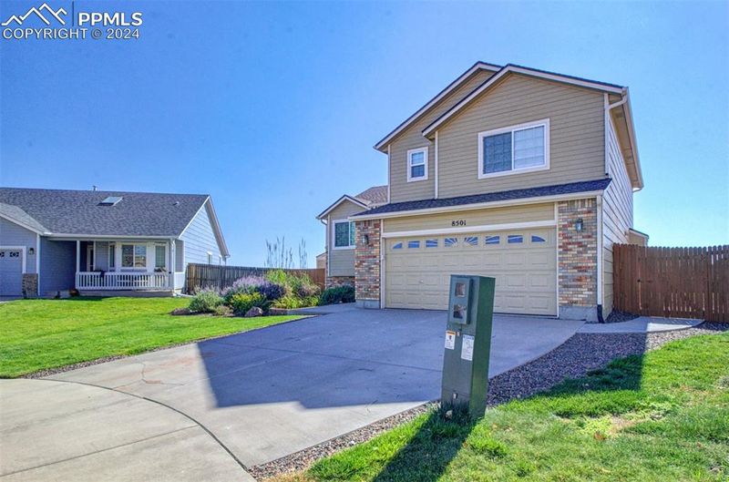 8501 Sedgewick Dr, Colorado Springs, CO 80925