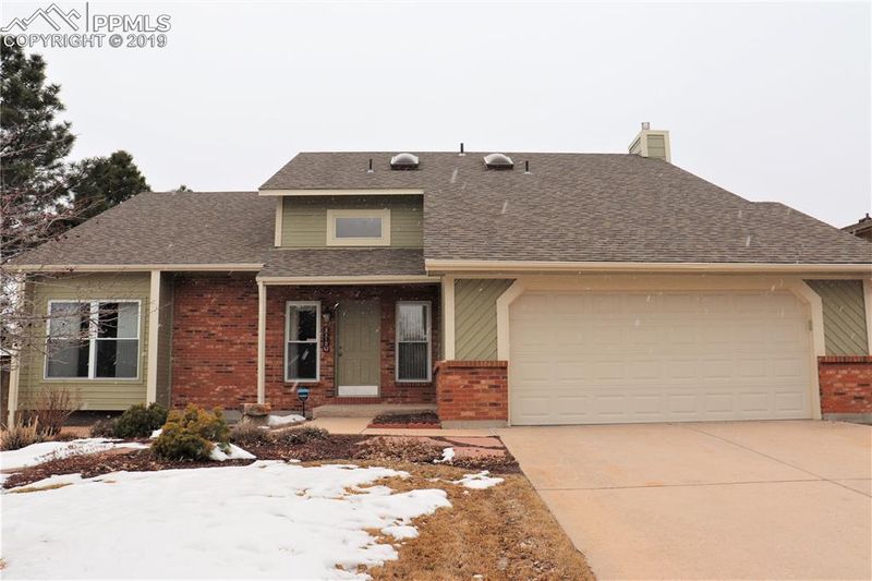 8510 Williamsburg Dr, Colorado Springs, CO 80920
