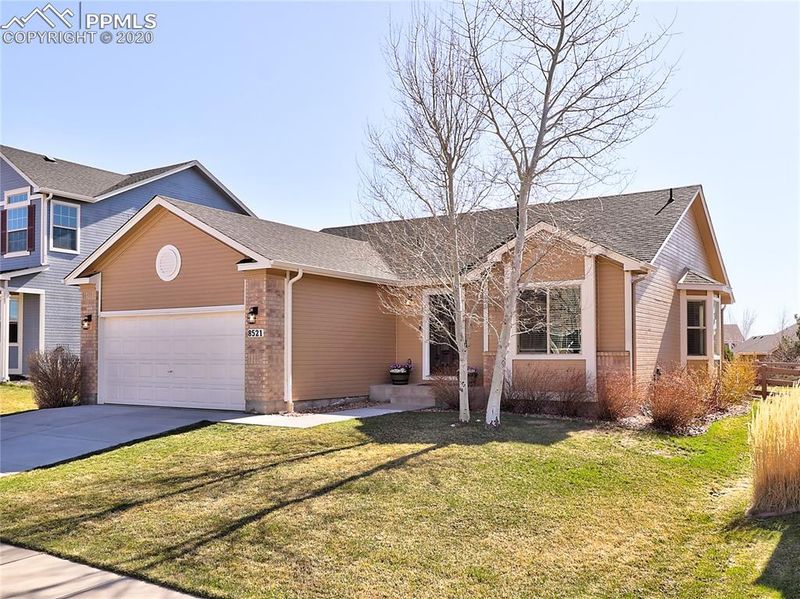 8521 Roaring Fork Dr, Colorado Springs, CO 80924