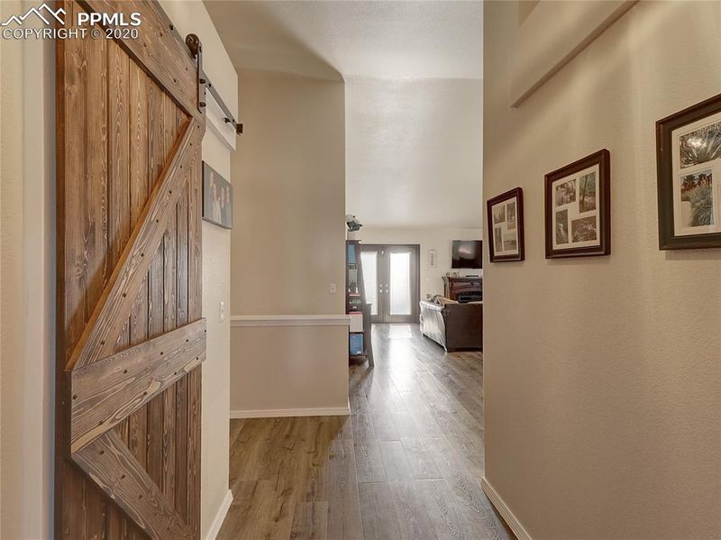 8521 Roaring Fork Dr, Colorado Springs, CO 80924