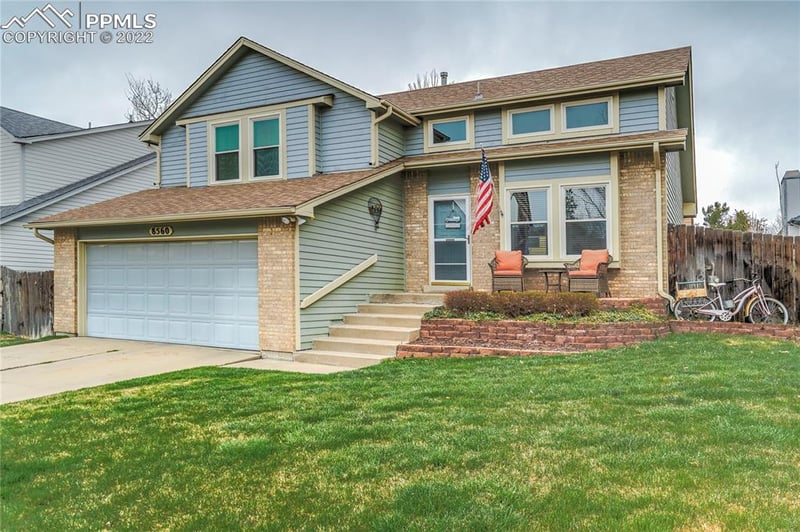 8560 Pepperridge Dr, Colorado Springs, CO 80920