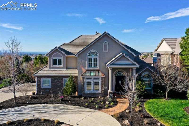 857 Fairchild Dr, Highlands Ranch, CO 80126
