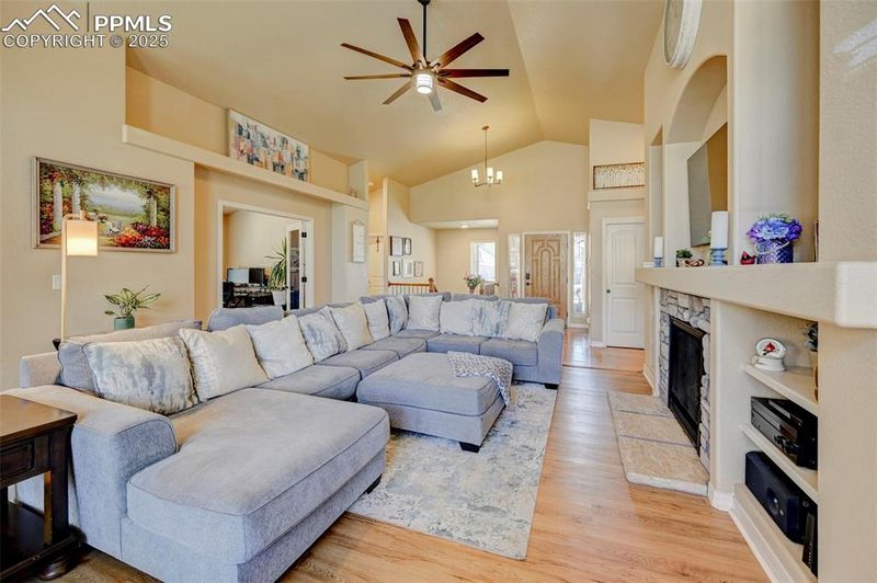 8570 Meadow Wing Cir, Colorado Springs, CO 80927