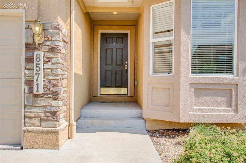 8571 Jacks Fork Dr, Colorado Springs, CO 80924
