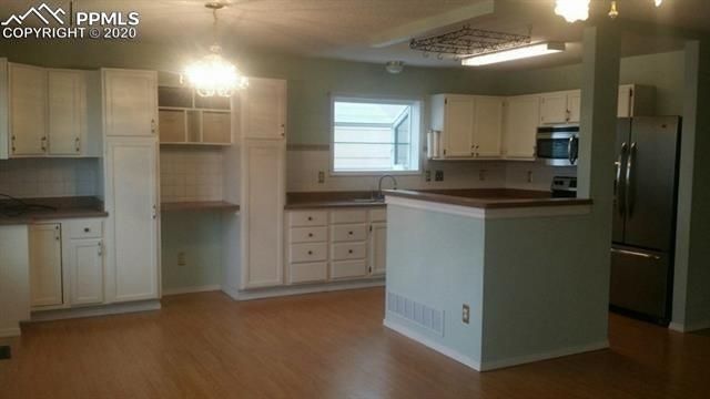 859 Daffodil St, Fountain, CO 80817