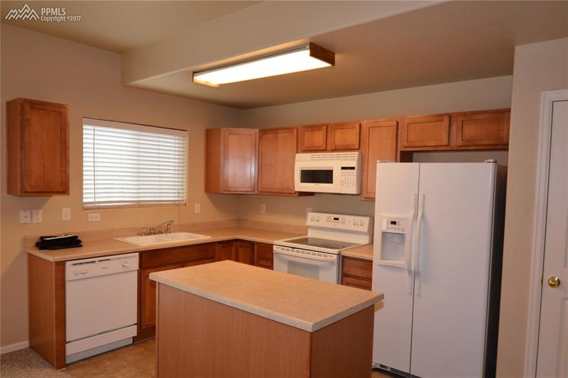 859 Red Thistle Vw, Colorado Springs, CO 80916