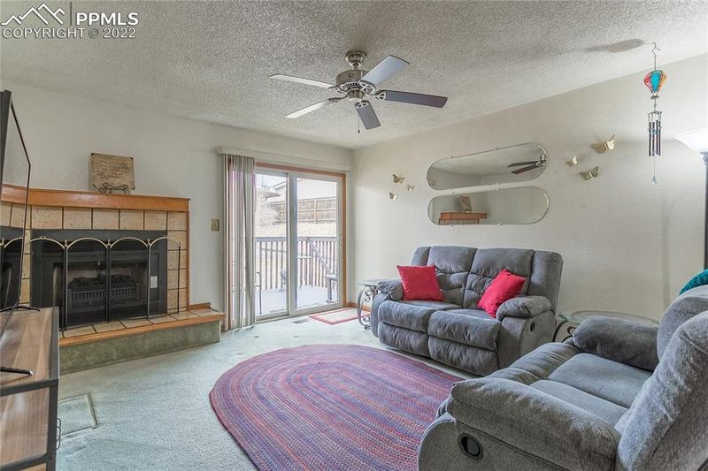 86 Stovel Cir, Colorado Springs, CO 80916