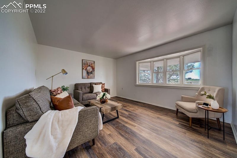 860 Hawk Dr, Colorado Springs, CO 80930