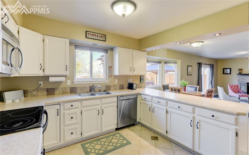 8620 Merrick Ct, Colorado Springs, CO 80920