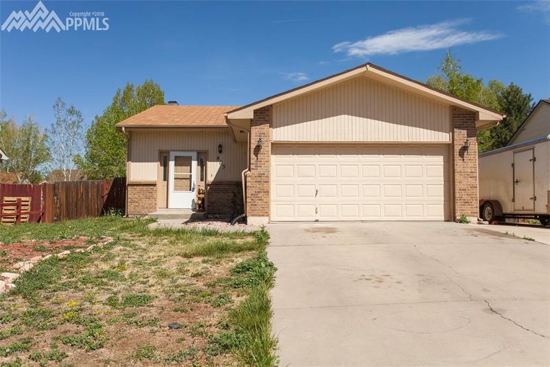 863 Daffodil St, Fountain, CO 80817