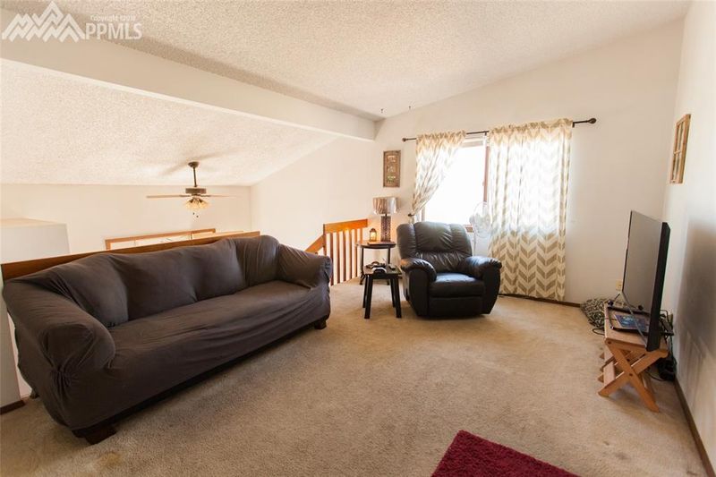 863 Daffodil St, Fountain, CO 80817