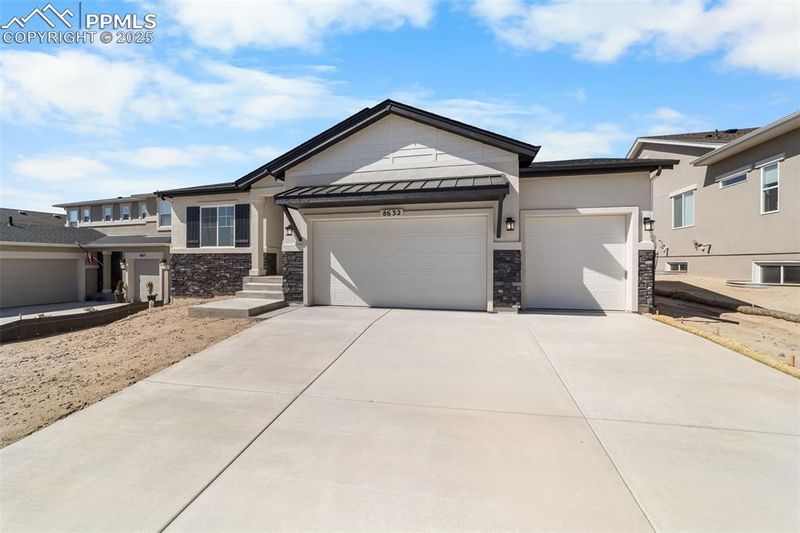 8632 Noreen Falls Dr, Colorado Springs, CO 80924