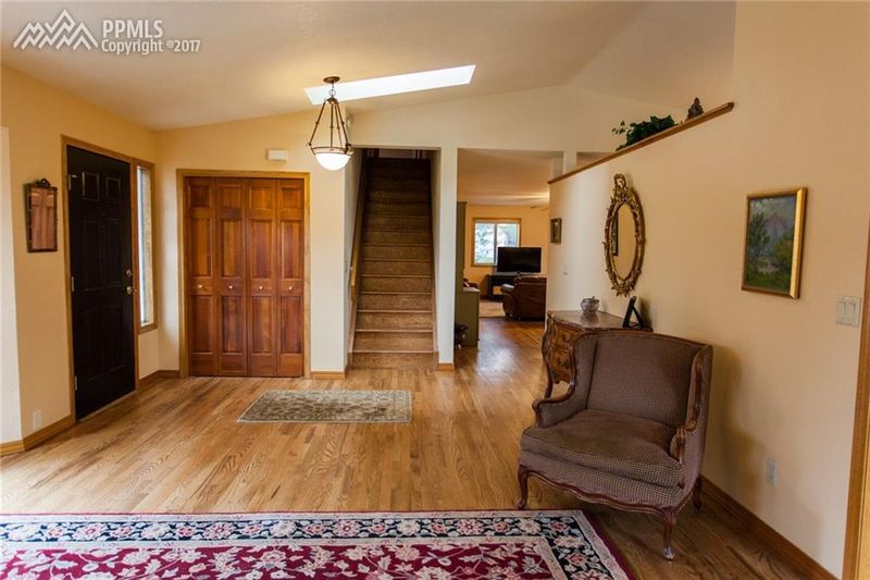 865 Bowstring Rd, Monument, CO 80132