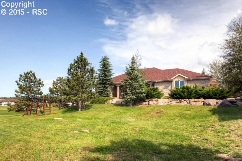 865 Lancers Ct, Monument, CO 80132