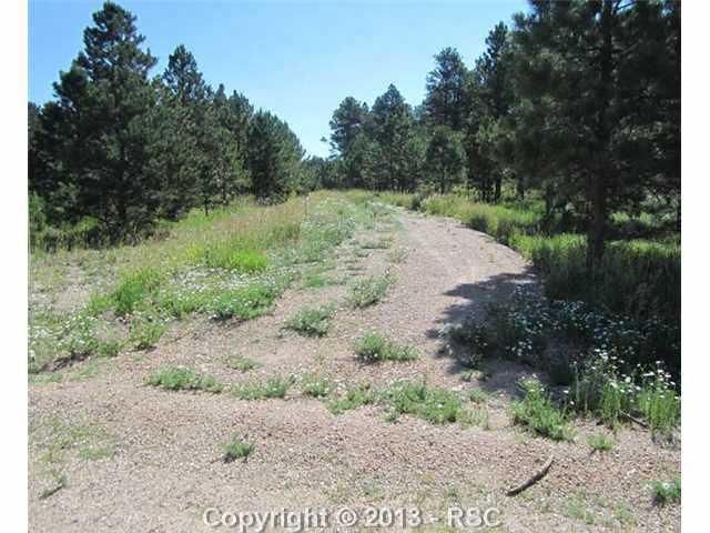 8660 Tree Rock Dr, Colorado Springs, CO 80908
