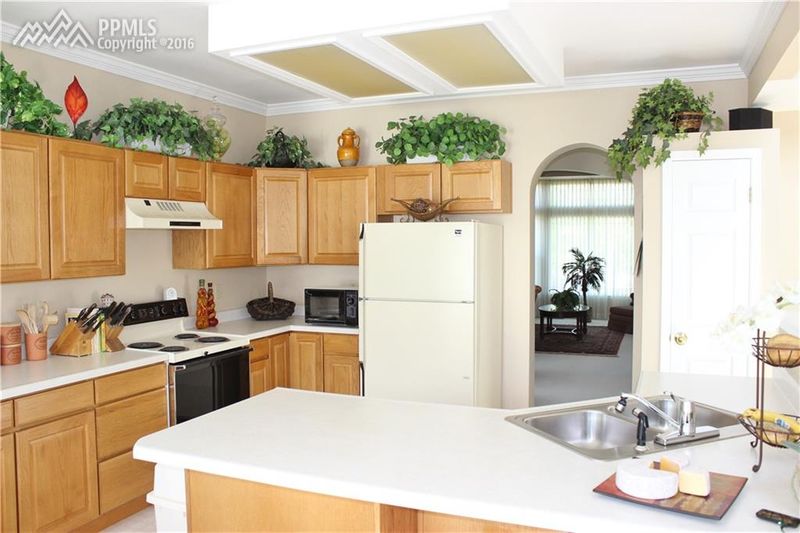 8665 Ballantrae Dr, Colorado Springs, CO 80920