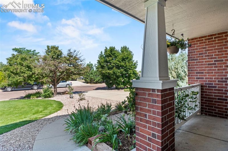 8669 Tibbs Rd, Falcon, CO 80831