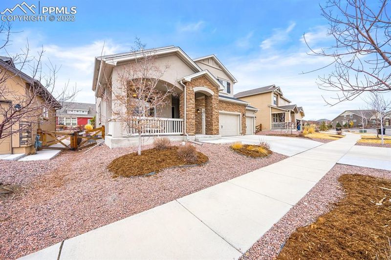 8679 Meadow Wing Cir, Colorado Springs, CO 80927