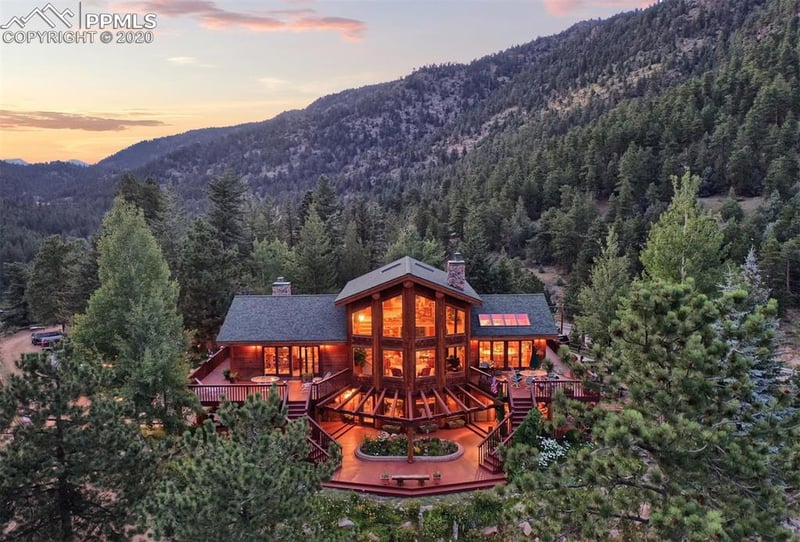 8686 N St Vrain Dr, Lyons, CO 80540