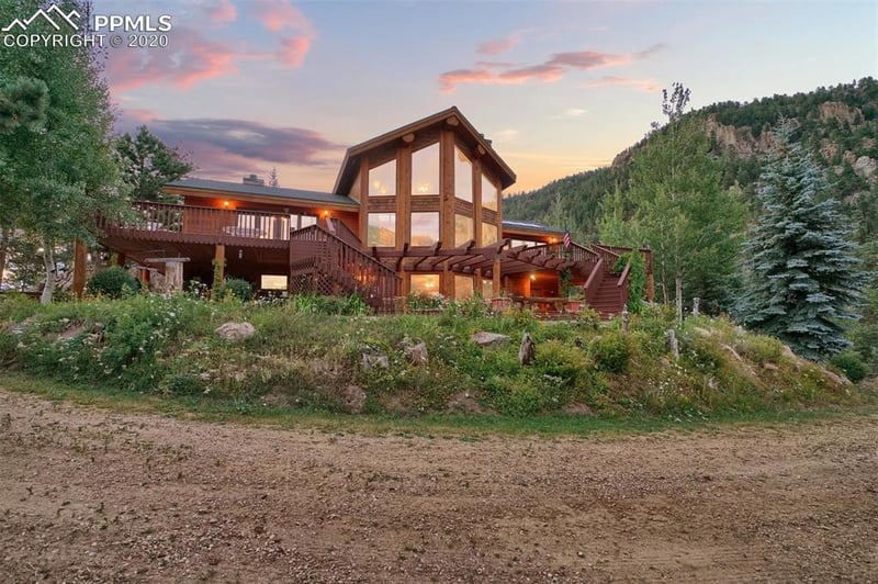 8686 N St Vrain Dr, Lyons, CO 80540