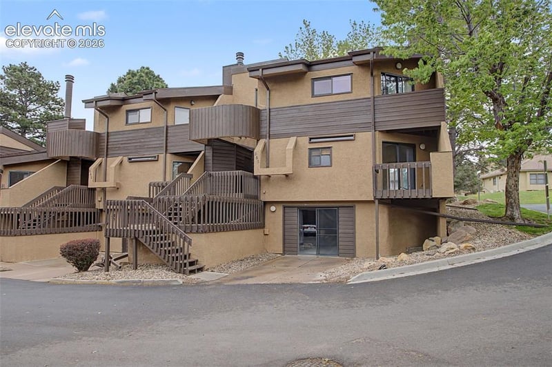 869 Pebblewood Dr, Colorado Springs, CO 80919