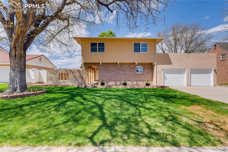 87 Fordham Cir, Pueblo, CO 81005