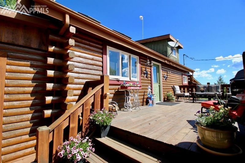 87 Red Cloud Rd, Woodland Park, CO 80863