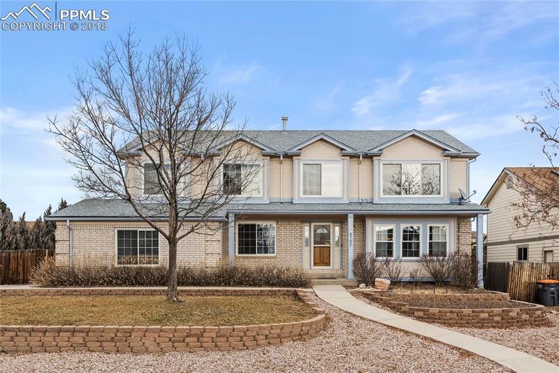8707 Estebury Cir, Colorado Springs, CO 80920