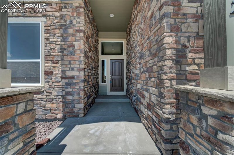 872 Naismith Ln, Monument, CO 80132