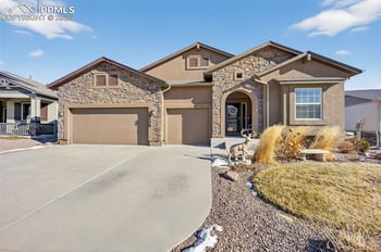 8726 Meadow Wing Cir, Colorado Springs, CO 80927