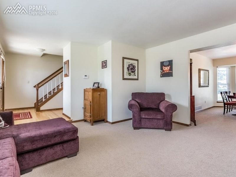 8731 Estebury Cir, Colorado Springs, CO 80920