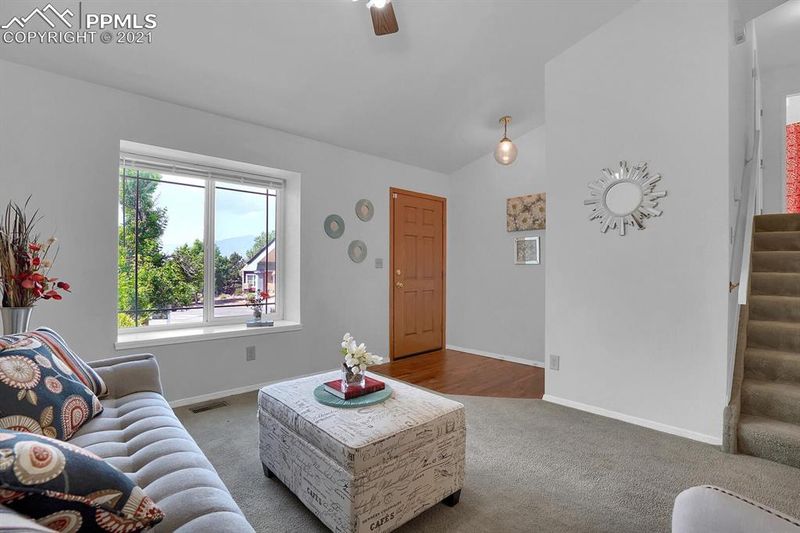 8735 Anglewood Ct, Colorado Springs, CO 80920