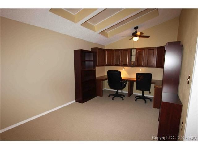 874 N Pulpit Rock Cir, Colorado Springs, CO 80918