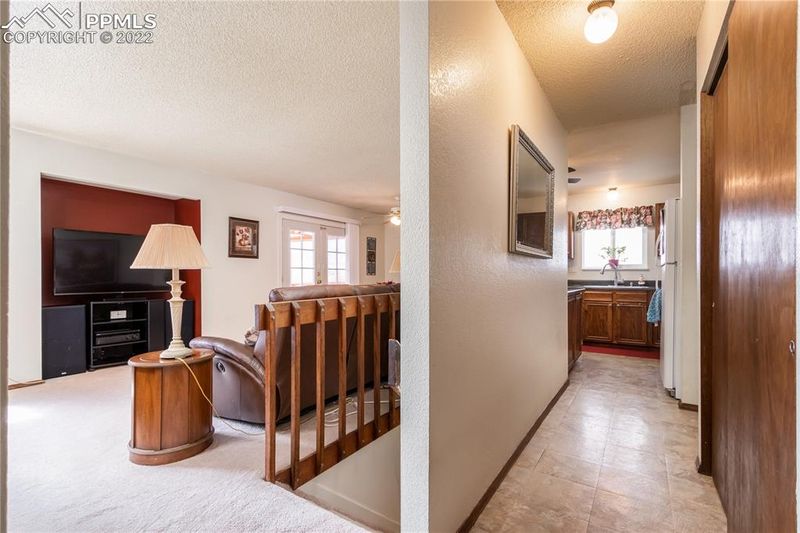 875 Crosstrail Dr, Colorado Springs, CO 80906