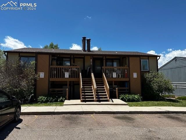 875 Hathaway Dr, Colorado Springs, CO 80915