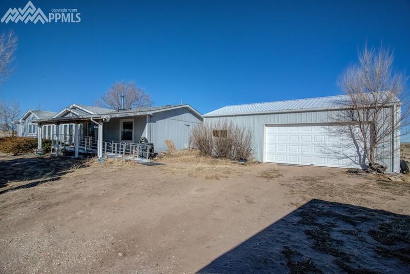 875 Slocum Rd, Colorado Springs, CO 80930