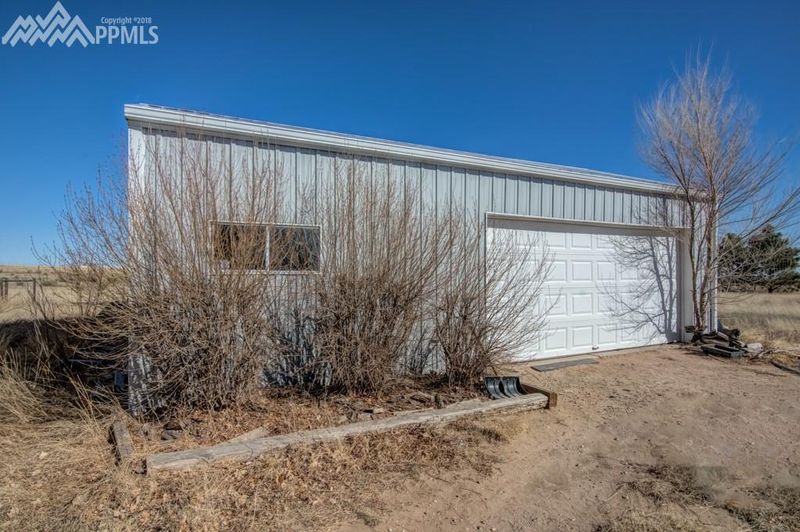 875 Slocum Rd, Colorado Springs, CO 80930
