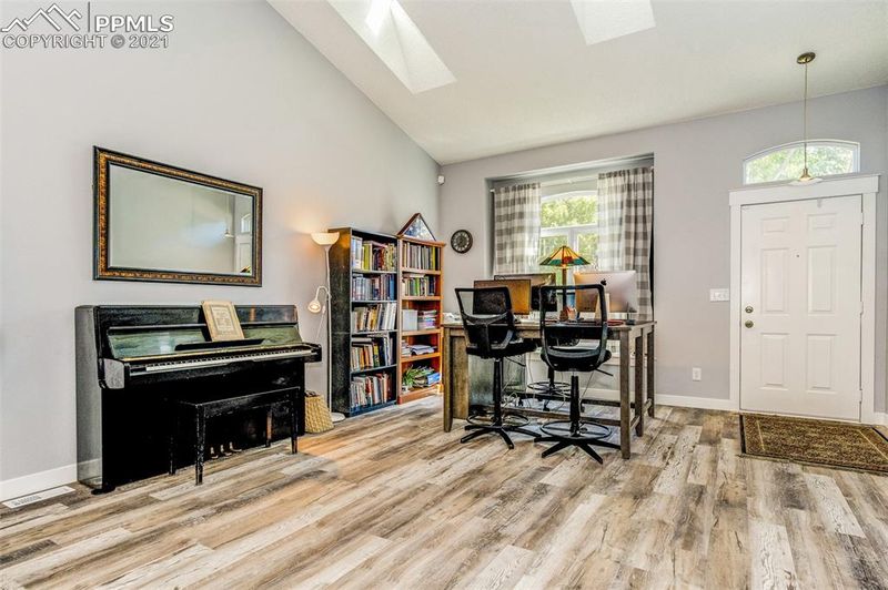 8750 Boxelder Dr, Colorado Springs, CO 80920