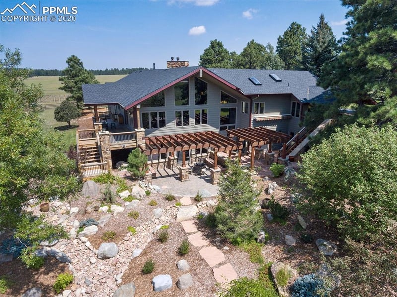 8751 E Palmer Divide Ave, Larkspur, CO 80118