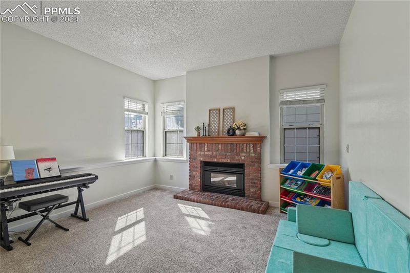 8755 Boxelder Dr, Colorado Springs, CO 80920